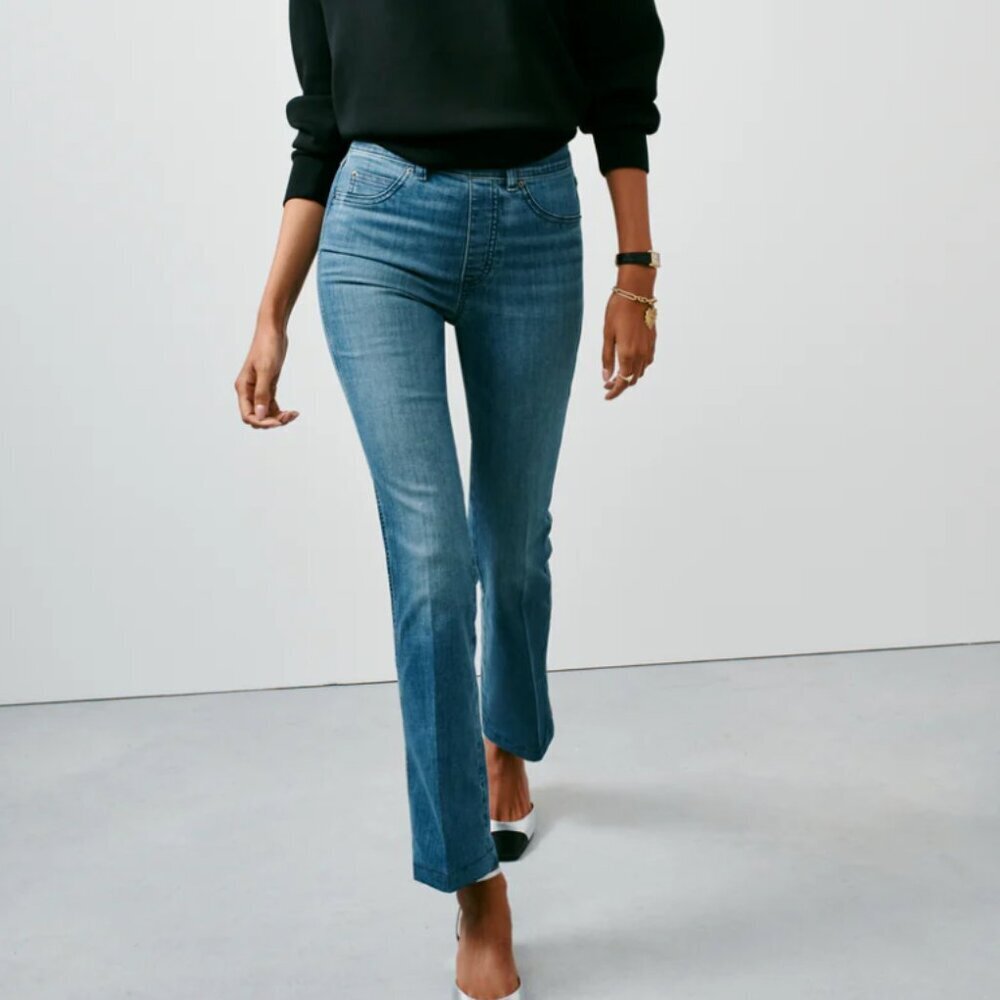 SPANX shape™ EveryWear Kick Flare Jeans in Vintage Indigo Size Large